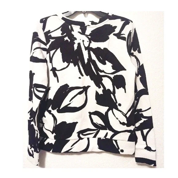 Loft Floral White & Black Top - Picture 6 of 7